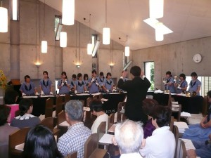 九州ルーテル学院被災地慰問鶴ケ谷教会2012