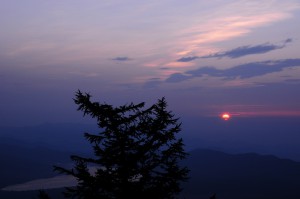 山中湖と日の出