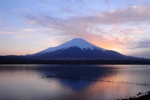 日の入り　h-⑨　17時19分