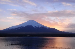 日の入り　h-⑧　17時17分　